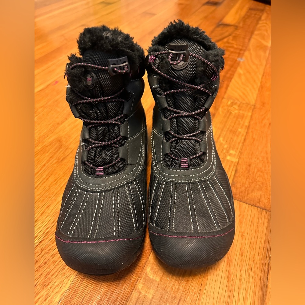 Women's Black Winter Boots